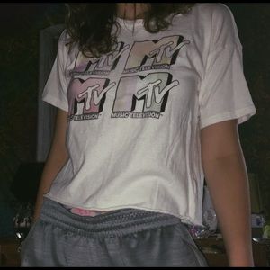 American Eagle MTV tee 🤍